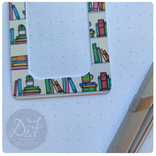 Load image into Gallery viewer, Metal Book clip
