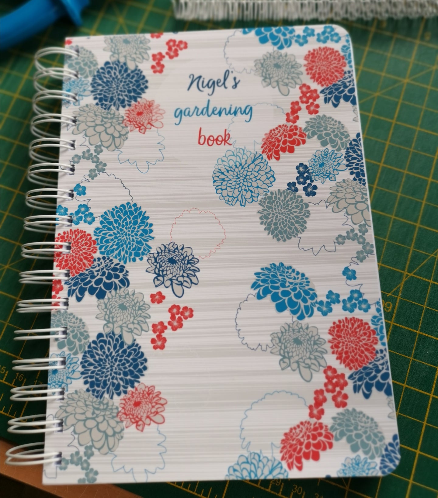 Personalised gardening log